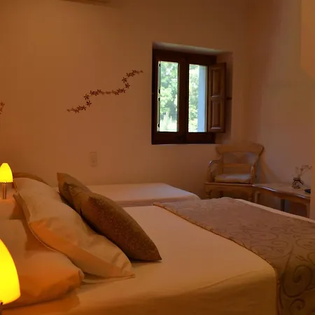 Miquel Country house